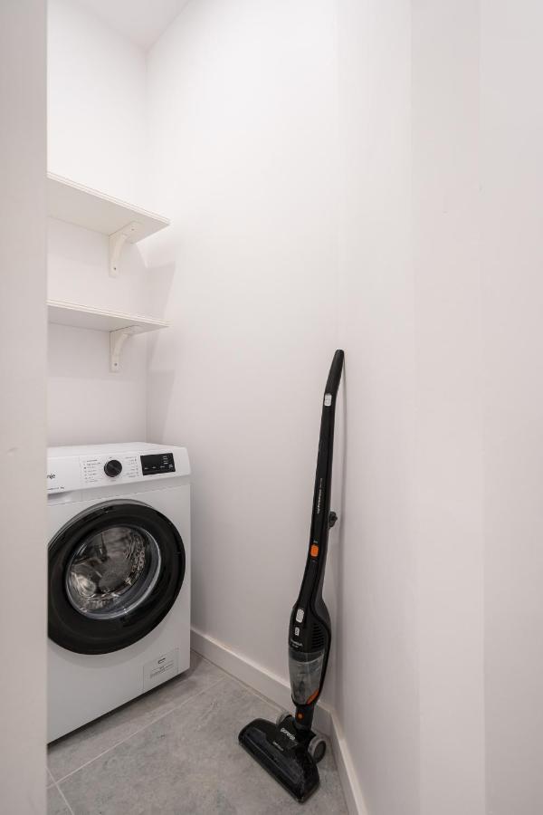 D48 - Central Boulevard Residence - Best Location By Bqa บูดาเปสต์ ภายนอก รูปภาพ
